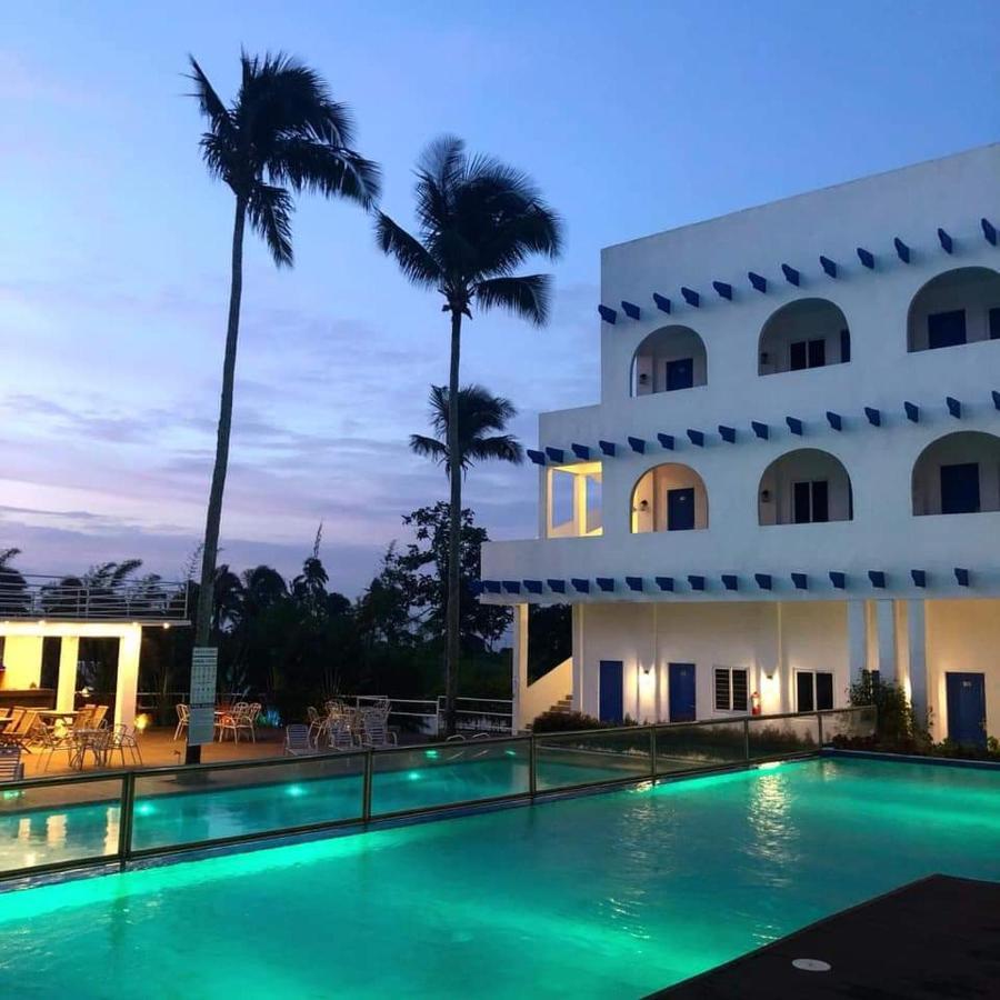 Brizo Hotel And Mountain View Resort Tagaytay 大雅台 外观 照片