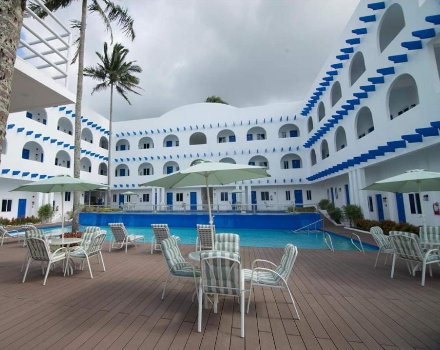 Brizo Hotel And Mountain View Resort Tagaytay 大雅台 外观 照片